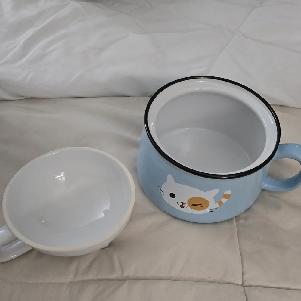 Cute Cat-Themed Blue Mug with Lid
